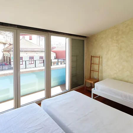 ベスト ゲスト ホステル