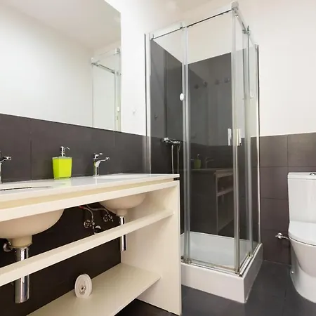 Guest بيت شباب *